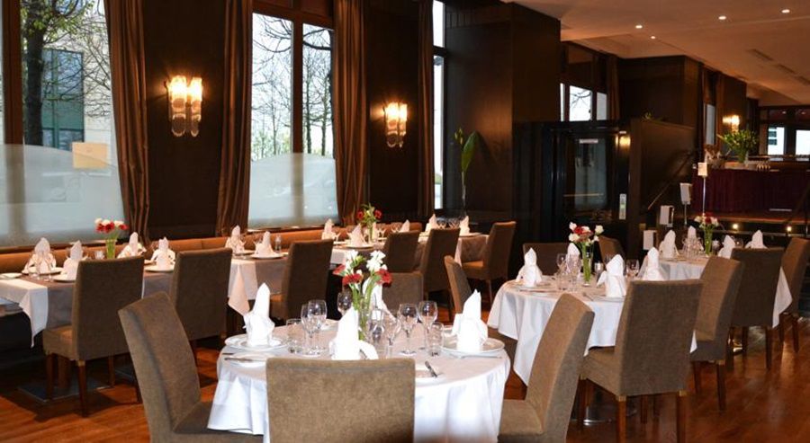 Relais Spa Chessy Val D'Europe Restoran gambar